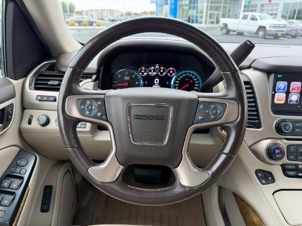 Used 2017 GMC Yukon Denali w/ Open Road Package AWD/4WD image 30