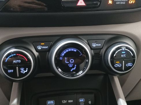 New 2026 Hyundai Venue SEL image 23