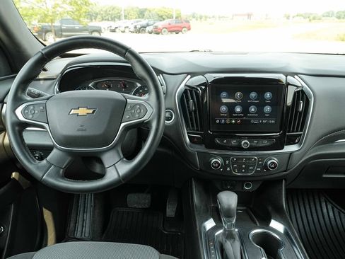 Used 2023 Chevrolet Traverse LT AWD/4WD image 29