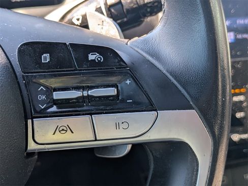 Used 2022 Hyundai Santa Cruz SEL Premium image 25