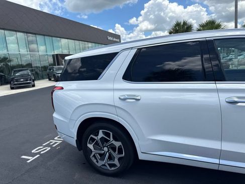 Certified 2021 Hyundai Palisade Calligraphy FWD image 9