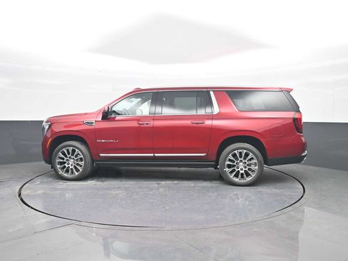 New 2026 GMC Yukon XL Denali w/ Denali Reserve Package AWD/4WD image 4