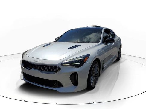 Certified 2023 Kia Stinger GT-Line w/ Sun & Sound Package image 3