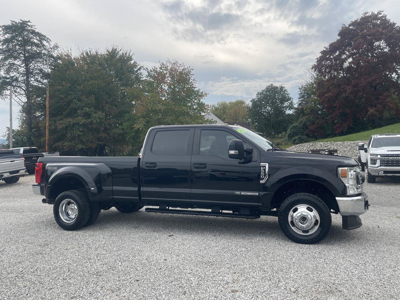 Used 2022 Ford F350 XL w/ STX Appearance Package AWD/4WD image 12