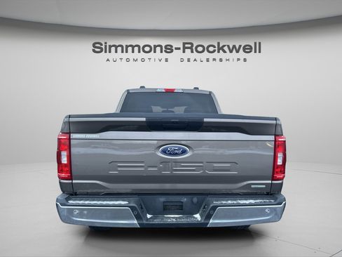 Used 2022 Ford F150 XLT image 12