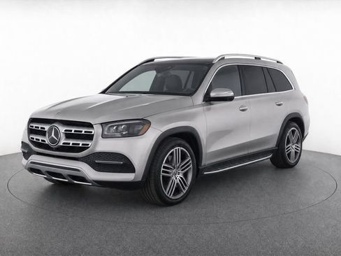Used 2022 Mercedes-Benz GLS 450 4MATIC image 3