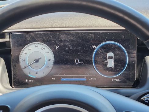 Used 2022 Hyundai Tucson Limited w/ Winter Package image 14