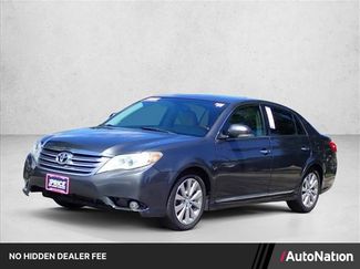 Used 2011 Toyota Avalon Limited FWD video 1