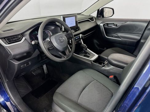 Used 2024 Toyota RAV4 XLE image 9