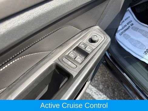 Used 2020 Volkswagen Atlas Cross Sport SEL AWD/4WD image 11