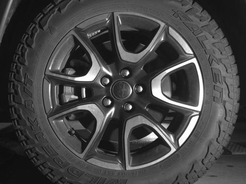 Used 2025 Jeep Compass Trailhawk AWD/4WD image 12
