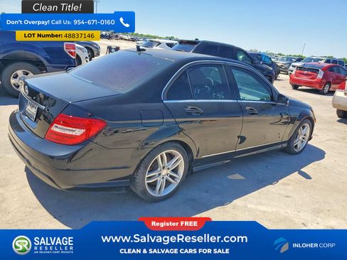 Used 2013 Mercedes-Benz C 250 Sedan image 4