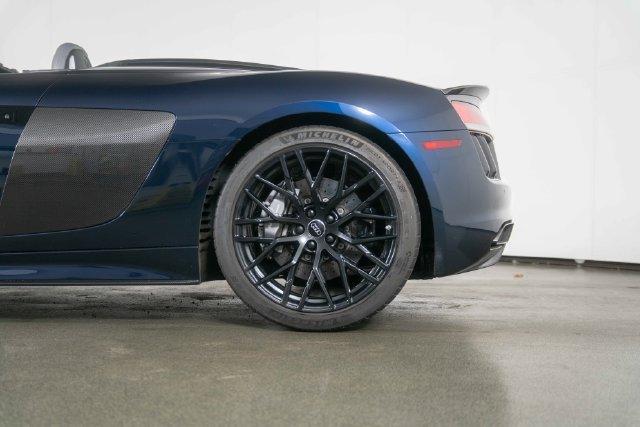 Used 2018 Audi R8 V10 plus AWD/4WD image 13