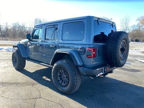 Used 2025 Jeep Wrangler Unlimited Rubicon 392 image 4