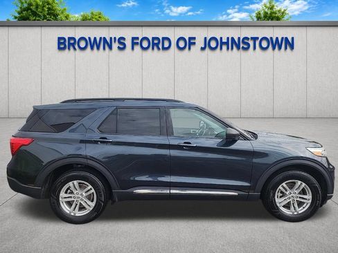 Used 2023 Ford Explorer XLT w/ Equipment Group 202A AWD/4WD image 11
