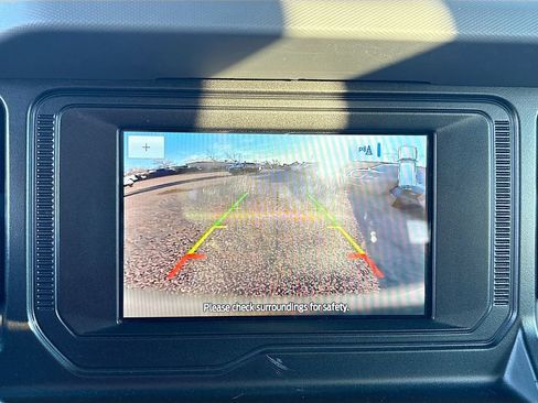 Used 2022 Ford Bronco Black Diamond AWD/4WD image 14
