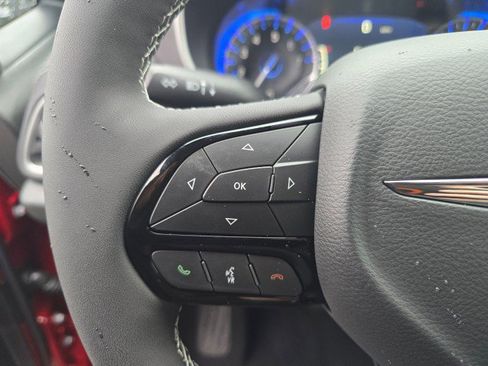 New 2026 Chrysler Pacifica Select w/ S Appearance Package image 30