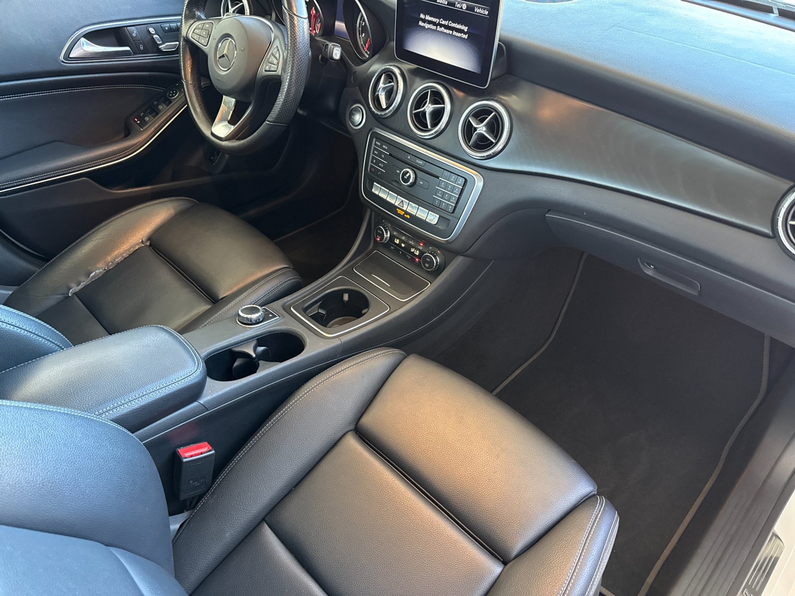 Used 2019 Mercedes-Benz CLA 250 image 16