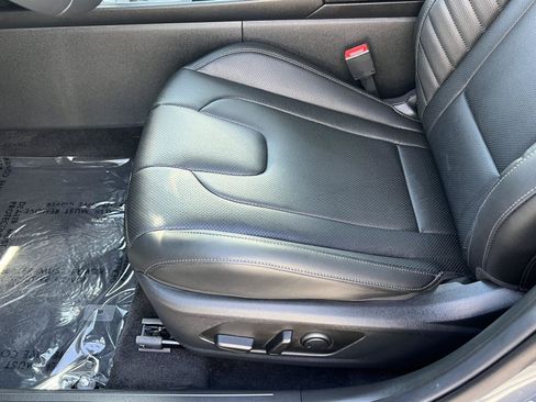 Certified 2026 Hyundai Elantra Limited FWD image 29