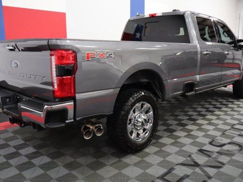 Used 2024 Ford F350 Lariat w/ Lariat Ultimate Package AWD/4WD image 25