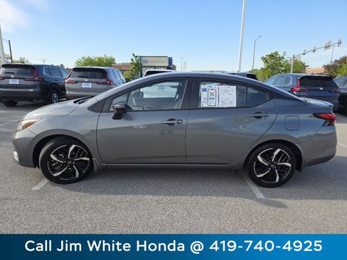 Used 2025 Nissan Versa SR w/ Trunk Package FWD image 14
