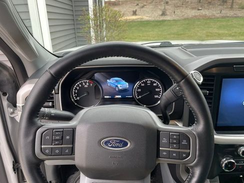 Used 2022 Ford F150 XLT w/ Equipment Group 302A High image 6