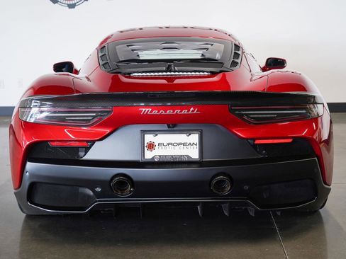 Used 2022 Maserati MC20 image 3