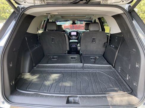 Used 2020 Chevrolet Traverse Premier w/ Redline Edition FWD image 30
