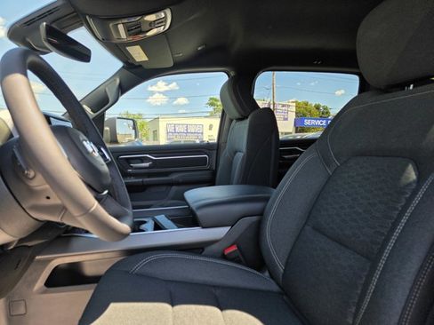 Used 2026 RAM 1500 Big Horn AWD/4WD image 6