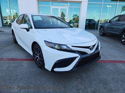 Used 2023 Toyota Camry SE