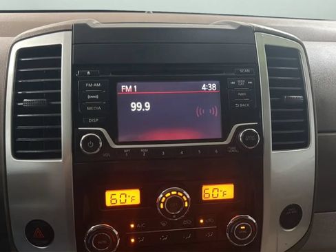 Used 2016 Nissan Frontier SV RWD image 13