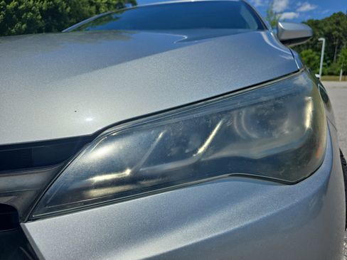 Used 2015 Toyota Camry XSE FWD image 32