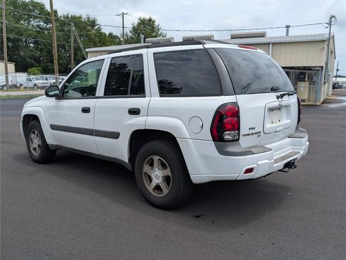 Used 2005 Chevrolet TrailBlazer LS w/ LS Preferred Equipment Group RWD image 3