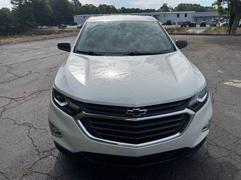 Certified 2019 Chevrolet Equinox LS w/ LS Convenience Package FWD image 12