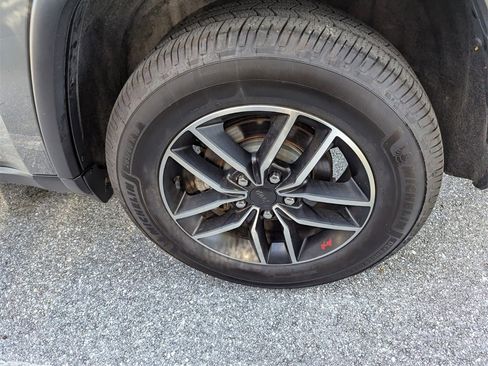 Used 2021 Jeep Grand Cherokee Trailhawk image 19