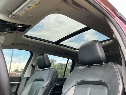 Used 2021 Jeep Grand Cherokee L Limited RWD image 18