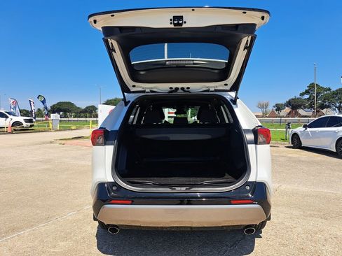 Used 2023 Toyota RAV4 SE AWD/4WD image 23