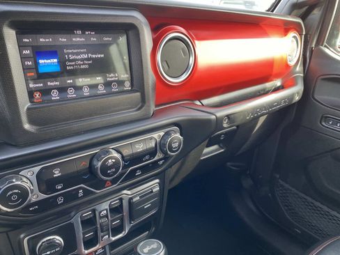 Used 2021 Jeep Wrangler Unlimited Rubicon w/ Steel Bumper Group image 31