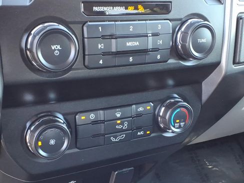 Used 2019 Ford F150 XLT w/ Trailer Tow Package image 30