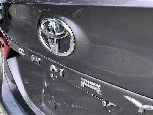 Used 2023 Toyota Camry LE FWD image 31