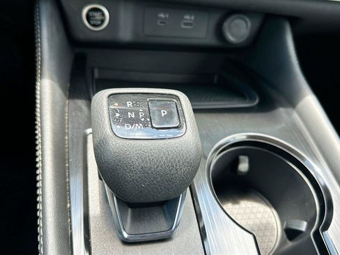 Used 2023 Nissan Rogue SL AWD/4WD image 30