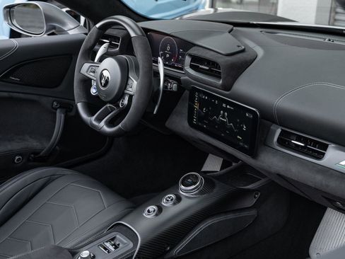 Used 2023 Maserati MC20 Spyder image 15