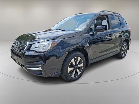 Used 2018 Subaru Forester 2.5i Premium AWD/4WD image 5