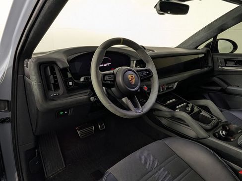 Certified 2024 Porsche Cayenne Turbo GT AWD/4WD image 4