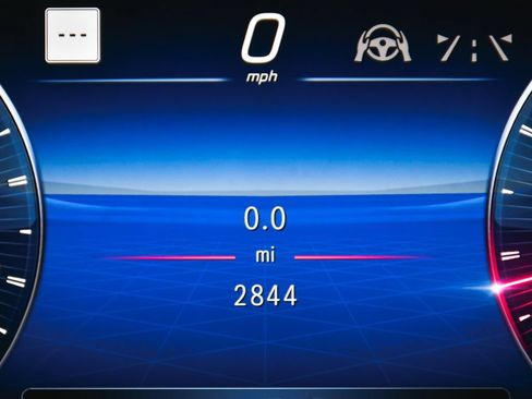 Used 2025 Mercedes-Benz SL 43 AMG image 25