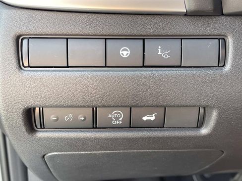 New 2026 Nissan Rogue Platinum AWD/4WD image 33