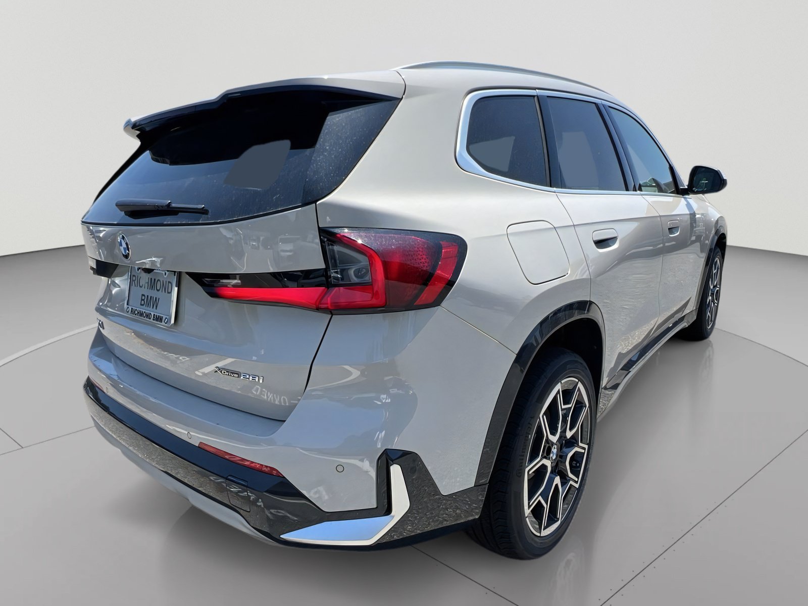 New 2026 BMW X1 xDrive28i w/ Convenience Package AWD/4WD image 5