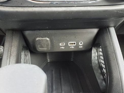 Certified 2023 Chevrolet TrailBlazer LT w/ Convenience Package image 34