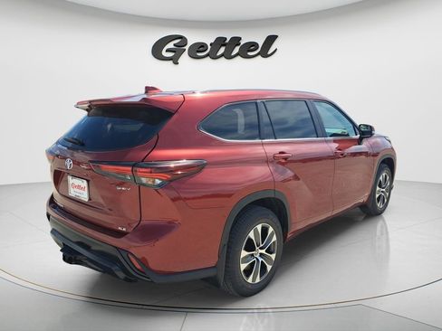 New 2026 Toyota Highlander XLE image 4