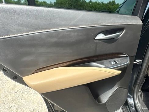 Used 2025 Cadillac XT4 Premium Luxury FWD image 26